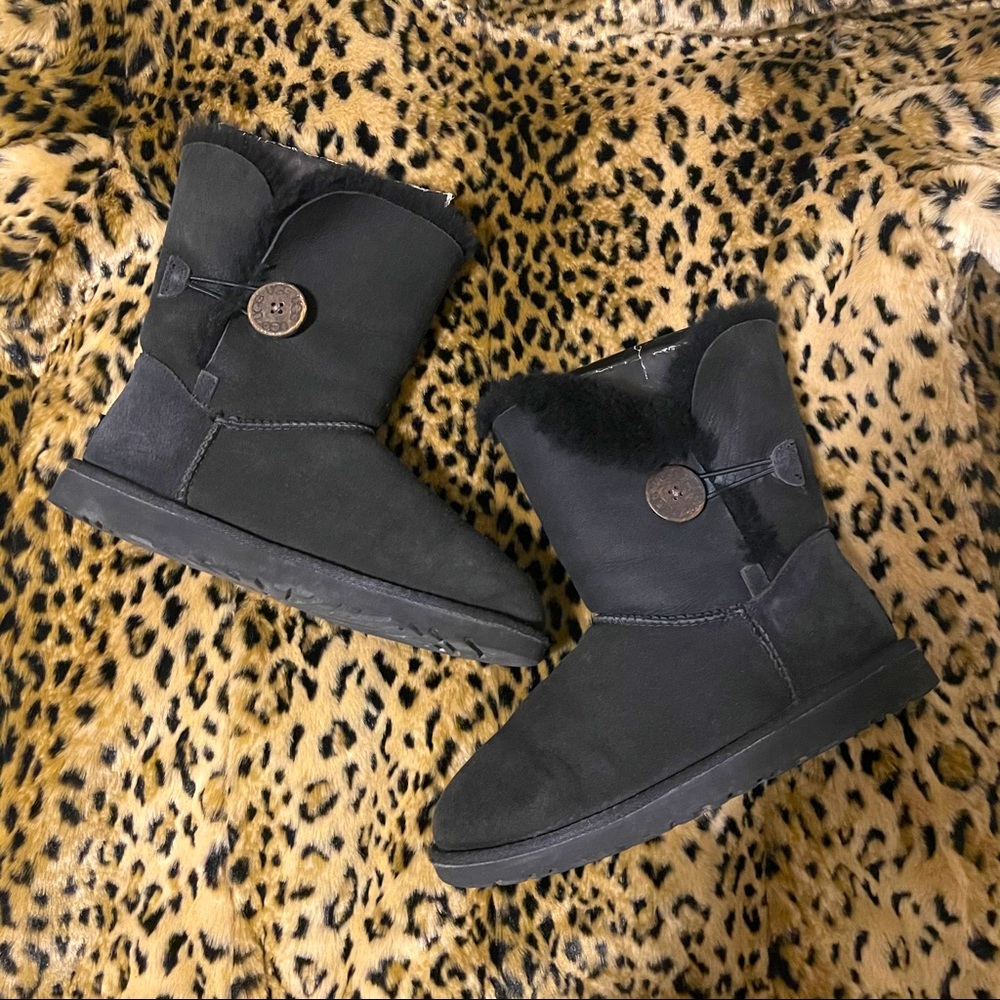UGG Bailey Button Black Boots